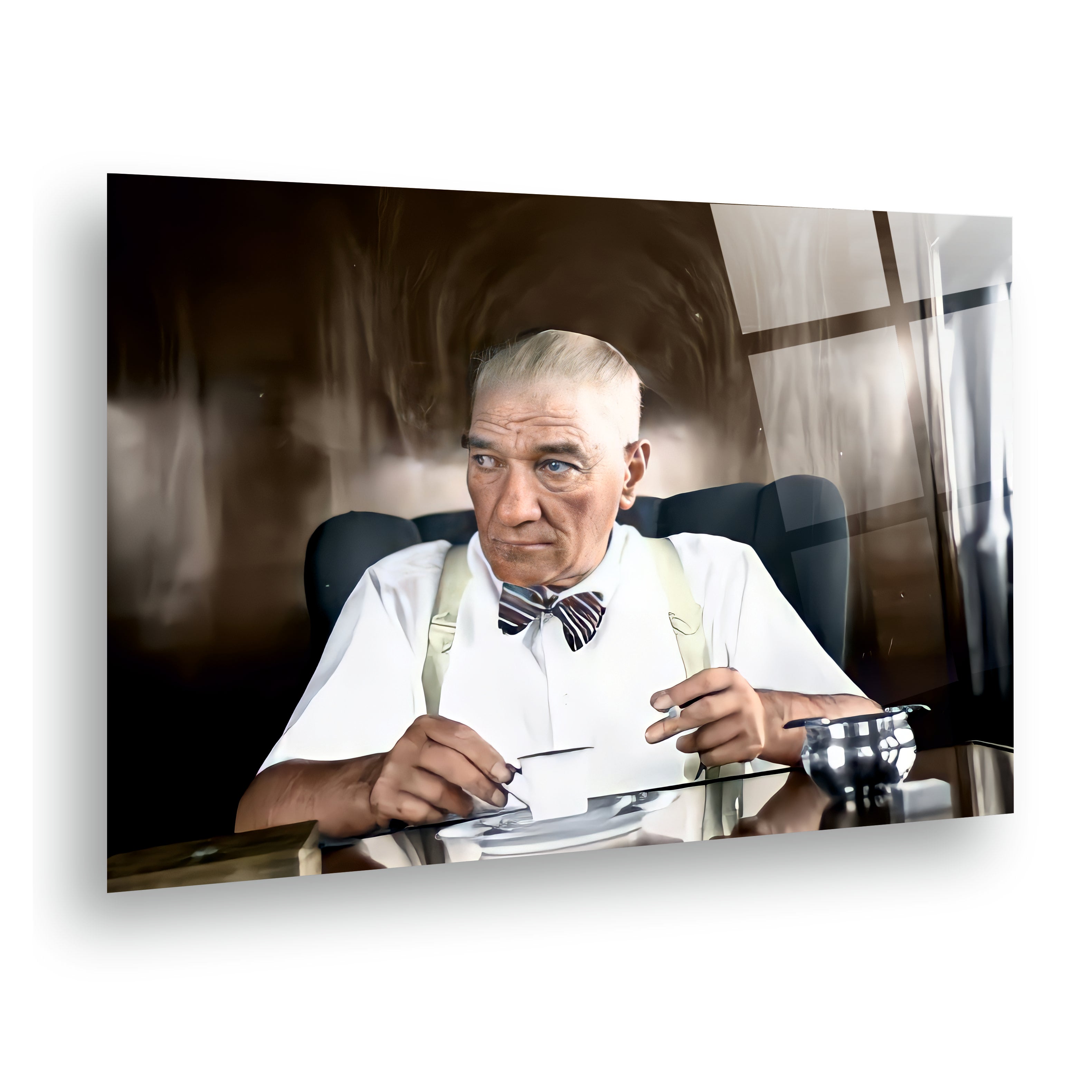 ATA-23 Kahve İçen Atatürk Cam Tablo