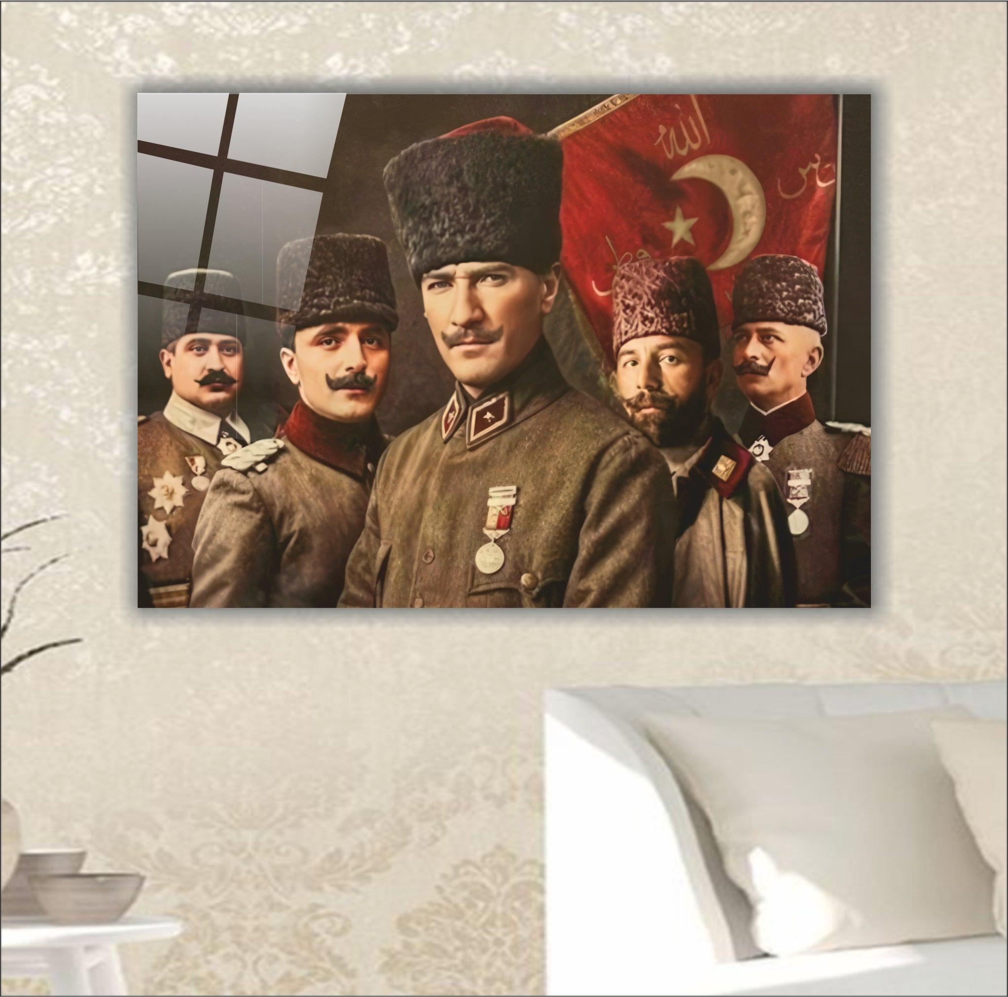 Atatürk Cam Tablo-Atatürk ve Silah Arkadaşları Kalpaklı Cam Tablo - Milli Mücadele Ruhu