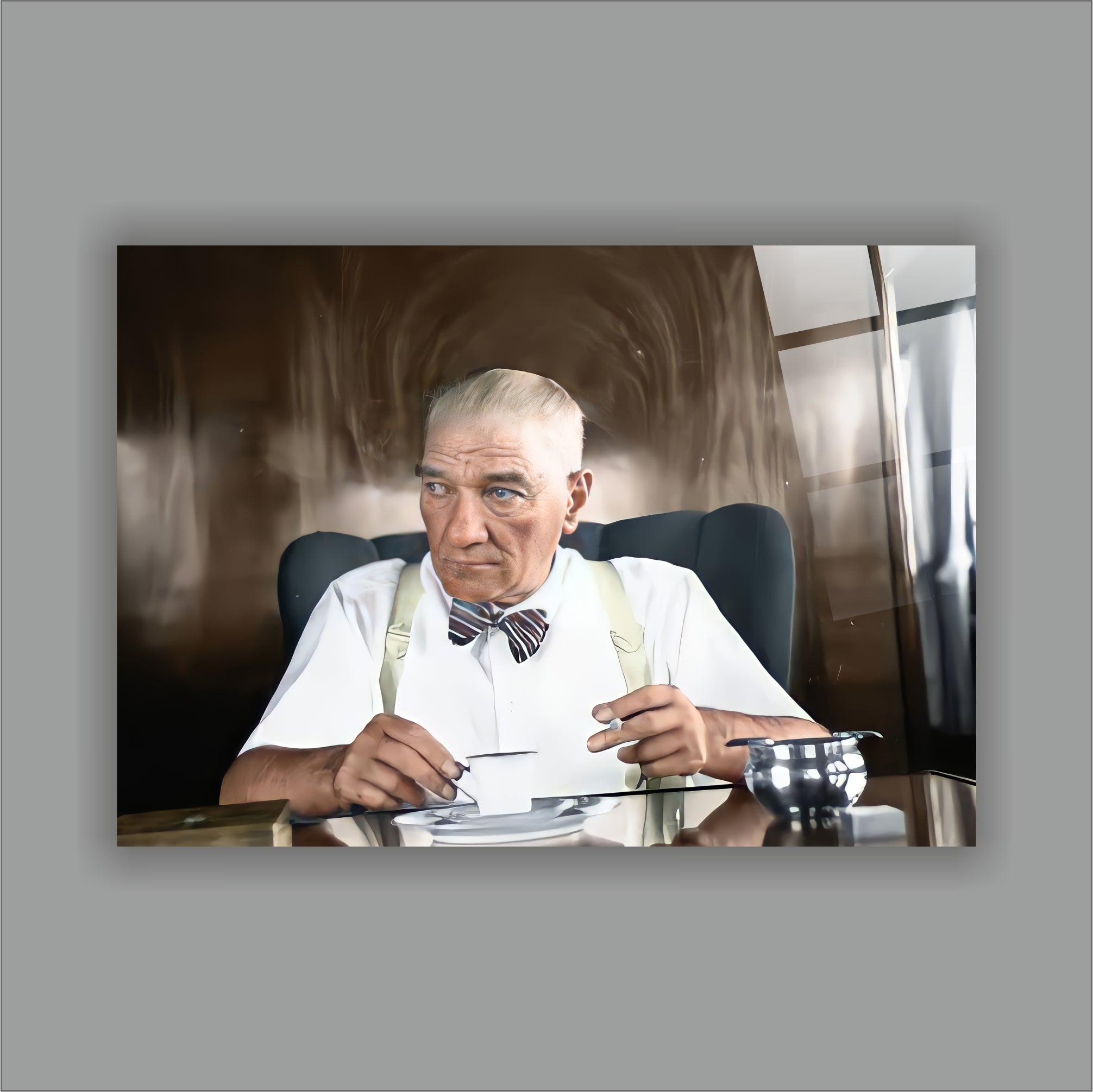 Atatürk Cam Tablo