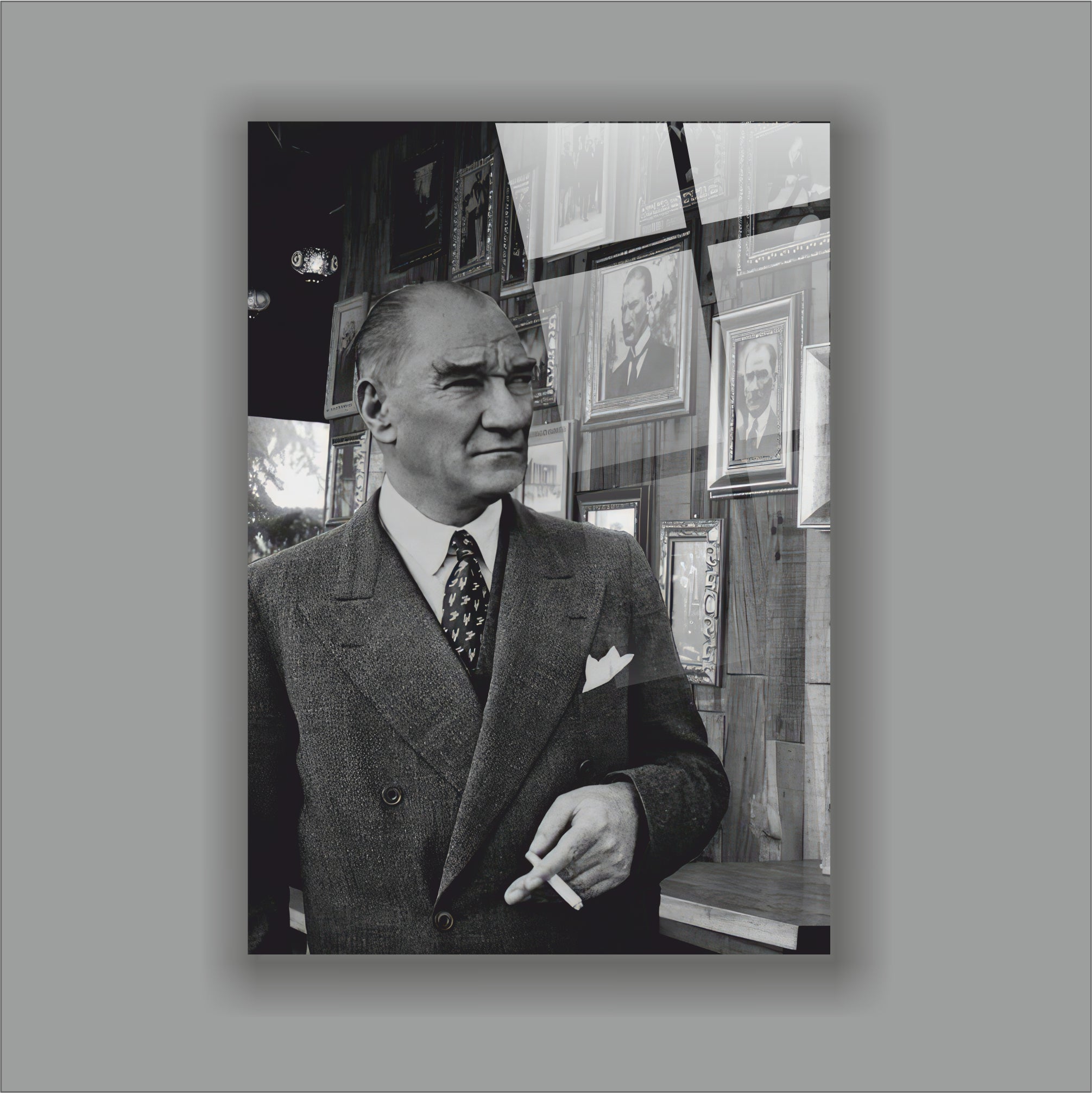 Atatürk Cam Tablo