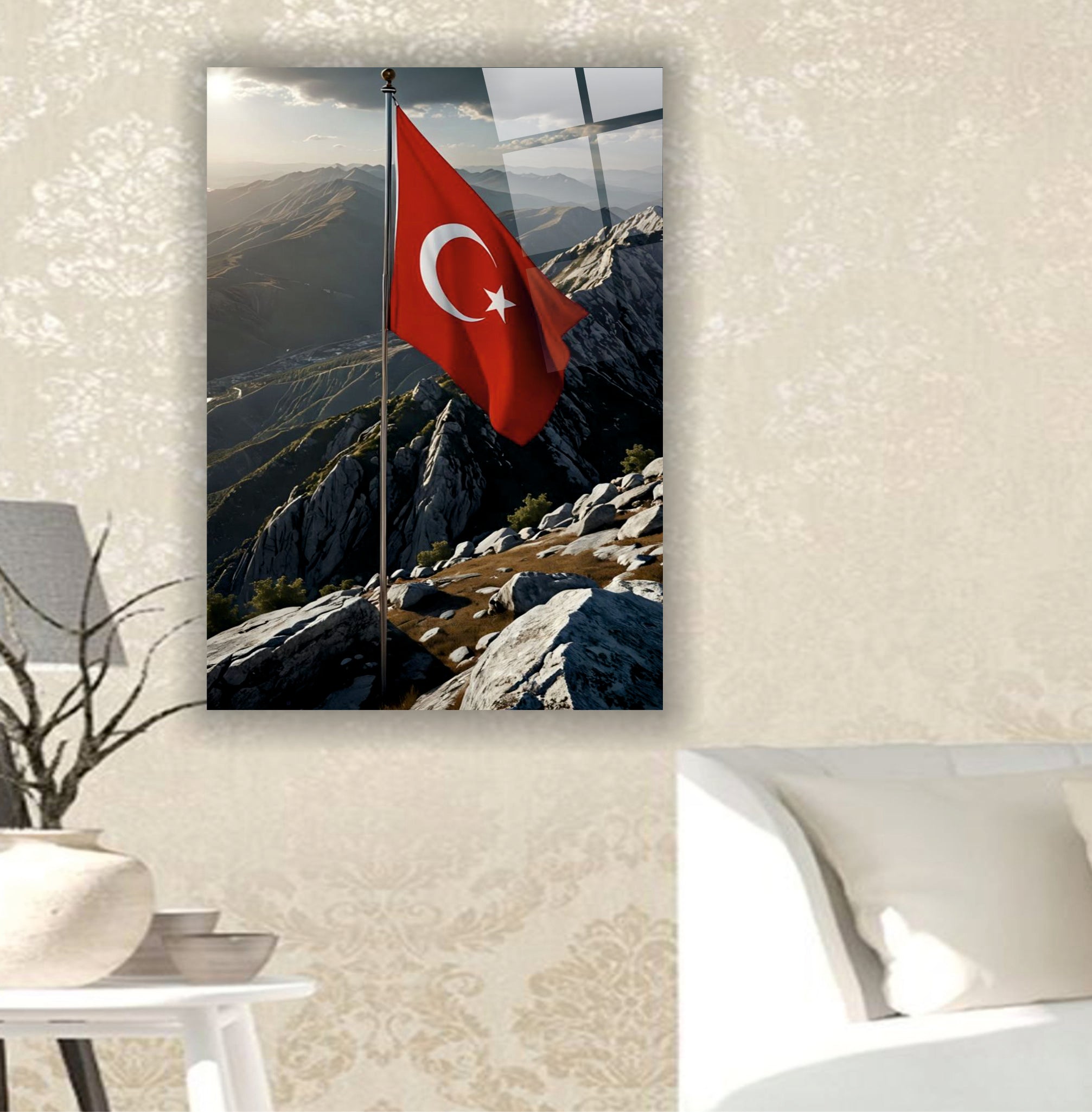 BAYRAK-35 Dağ Zirvesinde Dalgalanan Türk Bayrağı Doğa Manzaralı Cam Tablo Tasarımı