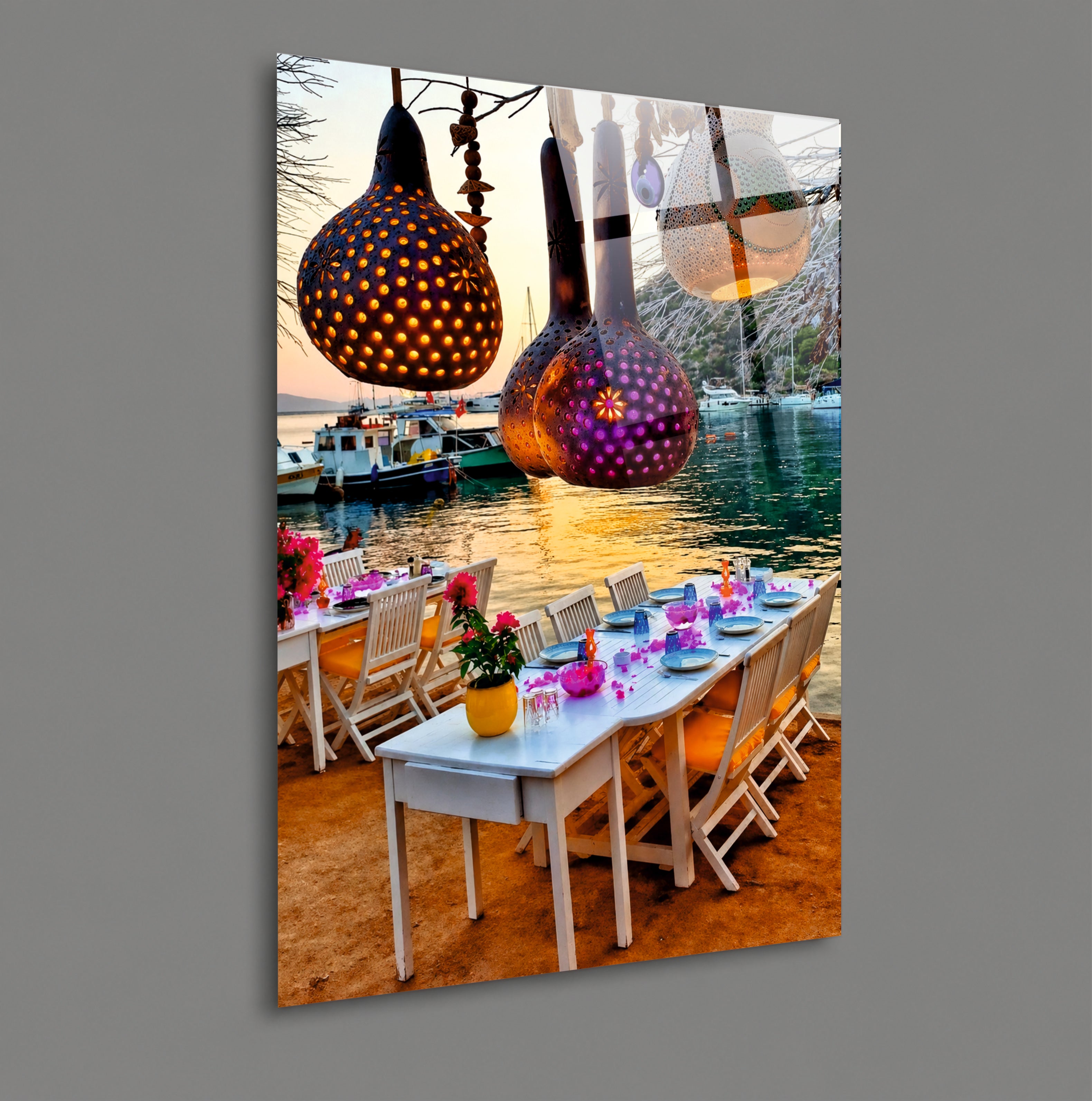 POPÜLER-122 Sahil Restoranı ve Dekoratif Fenerler Cam Tablo